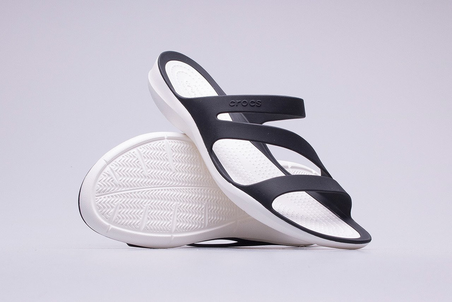 Klapki Crocs Swiftwater Sandal W 203998-066