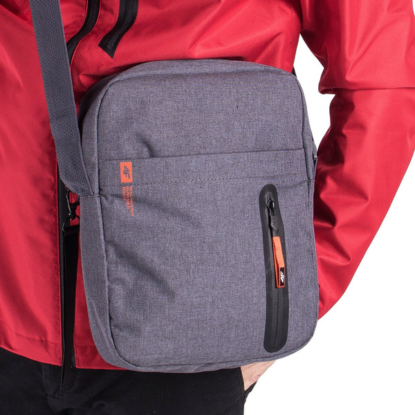 Saszetka 4F H4L19-TRU002-24M