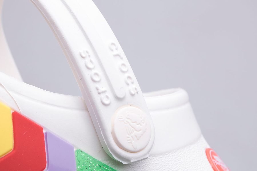 Chodaki CROCS CROCBAND CHEVRON KIDS 207007-100