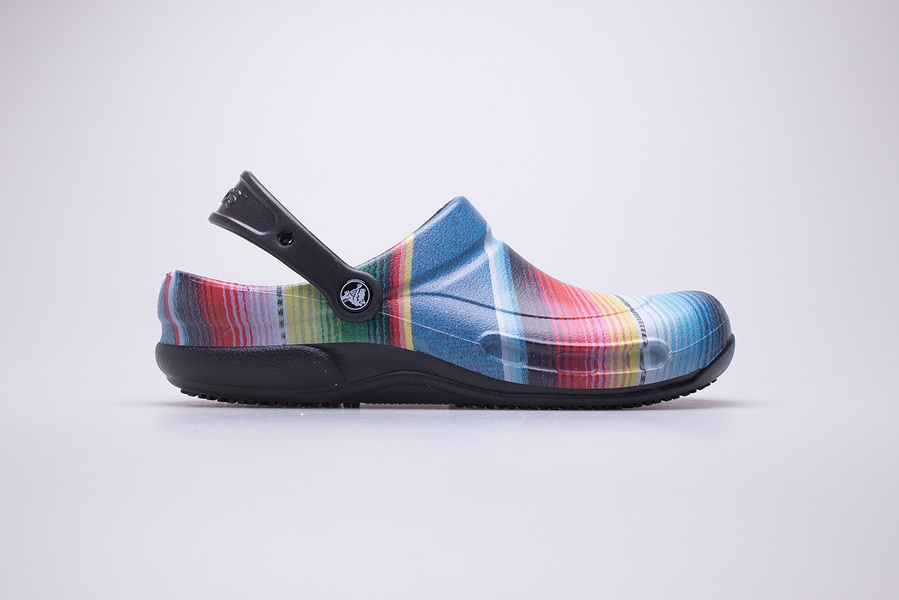 Chodaki CROCS BISTRO GRAPHIC CLOG 204044-0N8