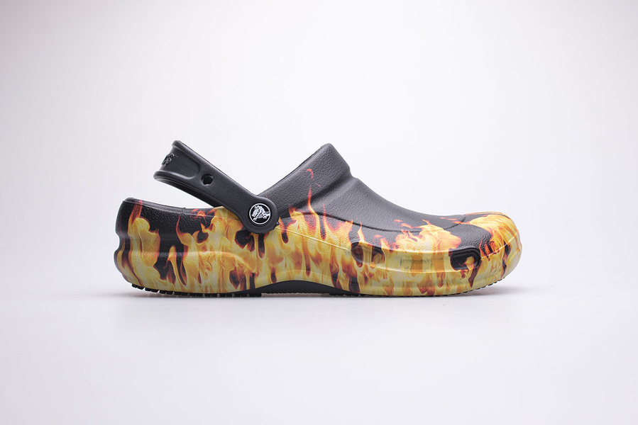 Chodaki CROCS BISTRO GRAPHIC CLOG 204044-001