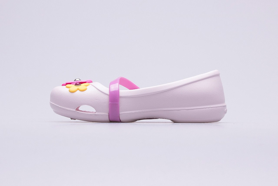 Baleriny Crocs Lina Charm Flat 205529-6PI
