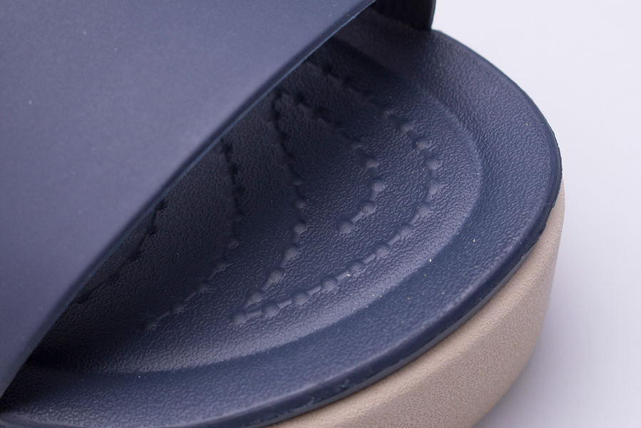 Sandały damskie Crocs Brooklyn Low Wedge 206453-46K