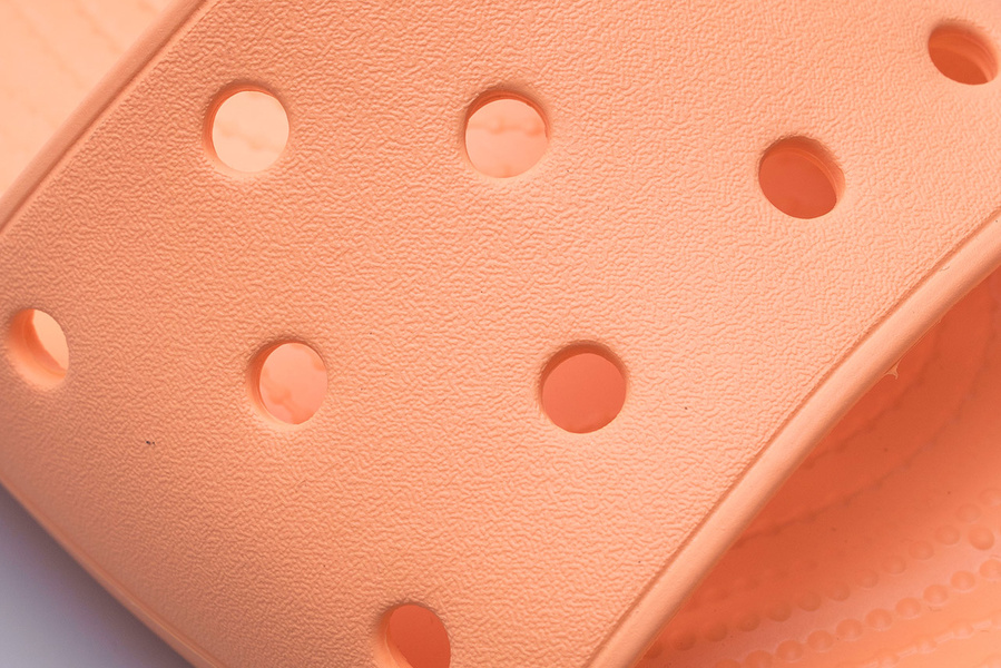 Klapki CROCS CLASSIC SLIDE 206121-801