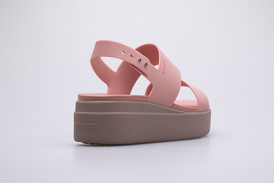 Sandały damskie Crocs Brooklyn Low Wedge 206453-6RT