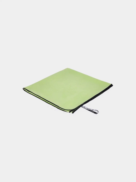 Ręcznik sportowy 4F 4FWSS24ATOWU038-45S