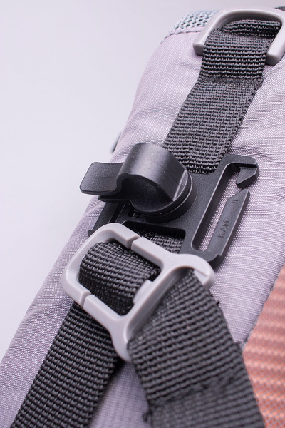 Plecak turystyczny BERGSON MAGNOR 40 black