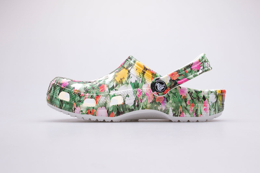 Chodaki CROCS CLASSIC FLORAL CLOG 206376-94S