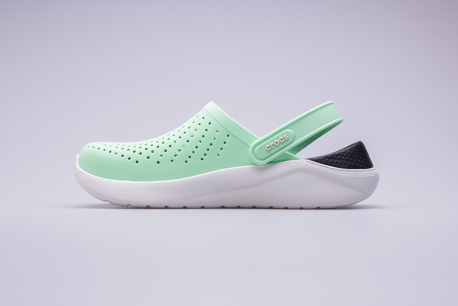 Chodaki Crocs LiteRide Clog 204592-3TP