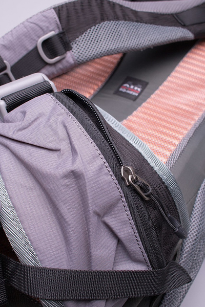 Plecak turystyczny BERGSON MAGNOR 40 black