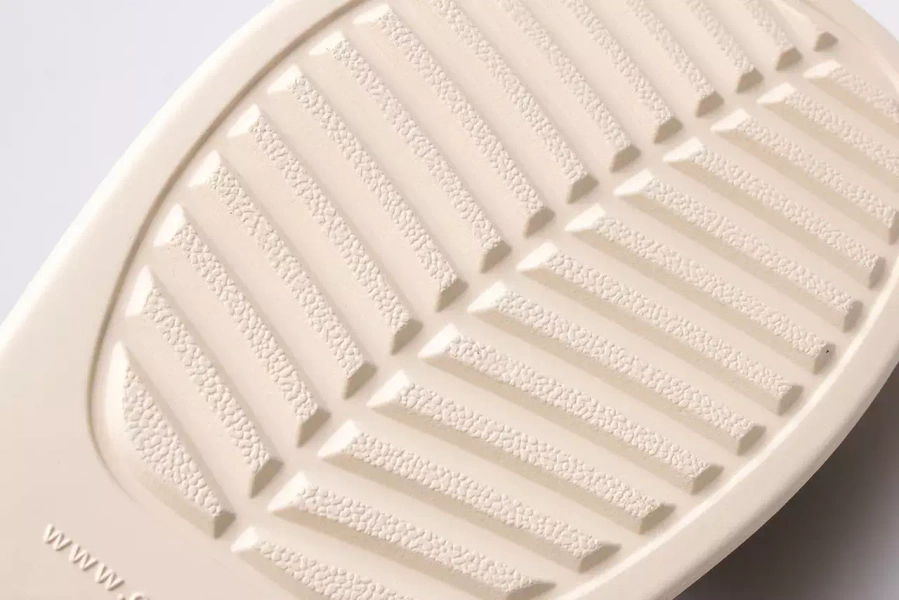 Sandały damskie Crocs Brooklyn Low Wedge 206453-2YI