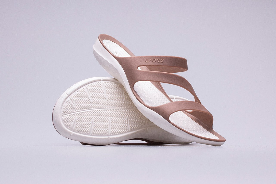 Klapki Crocs Swiftwater Sandal W 203998-81F