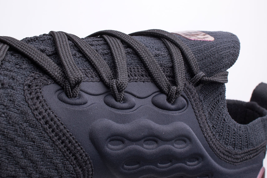 Buty damskie Under Armour HOVR PHANTOM 2 3023660-001