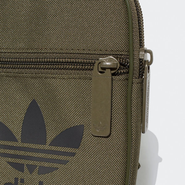 Saszetka adidas FESTVL B TREFOI DV2407