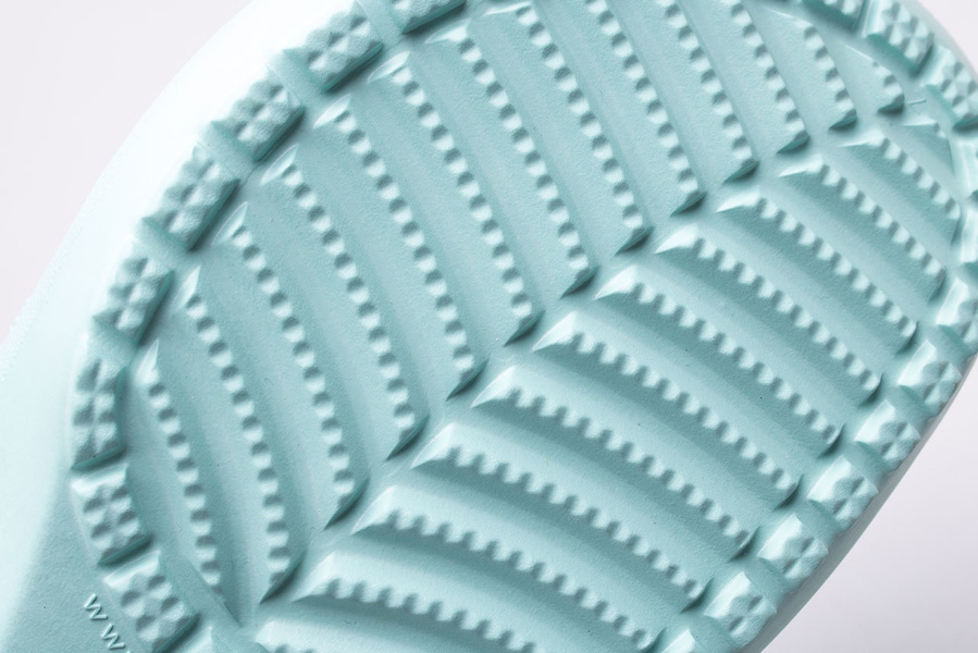 Chodaki damskie CROCS CLASSIC PLATFORM CLOG 206750-4SS