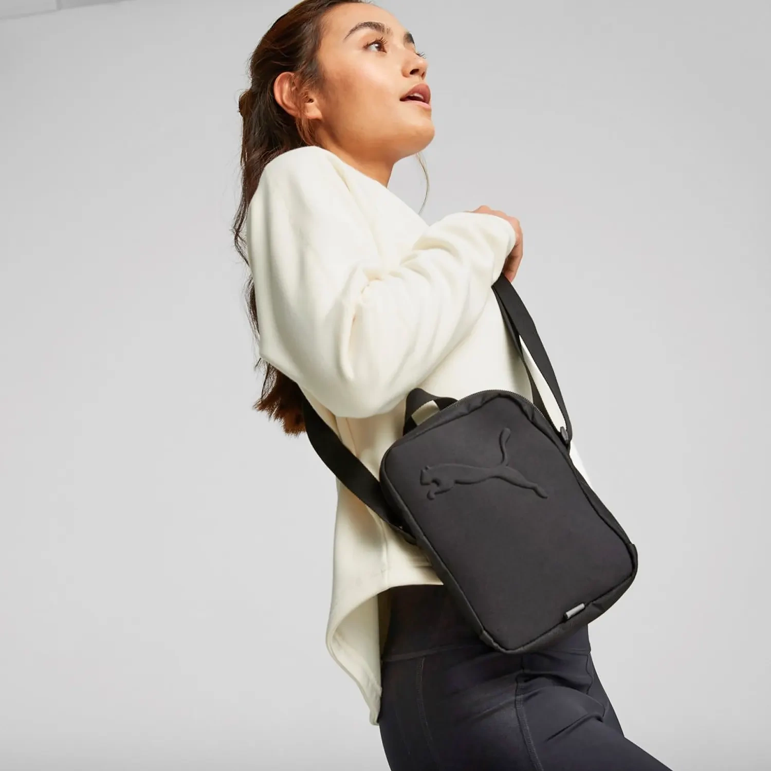 Saszetka PUMA Buzz Portable 079137-01