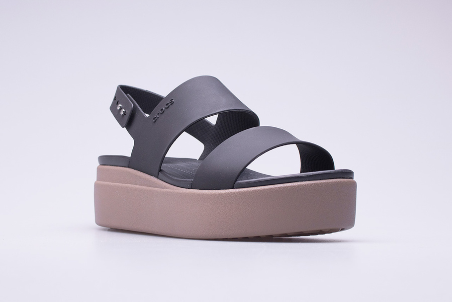 crocs brooklyn low wedge navy