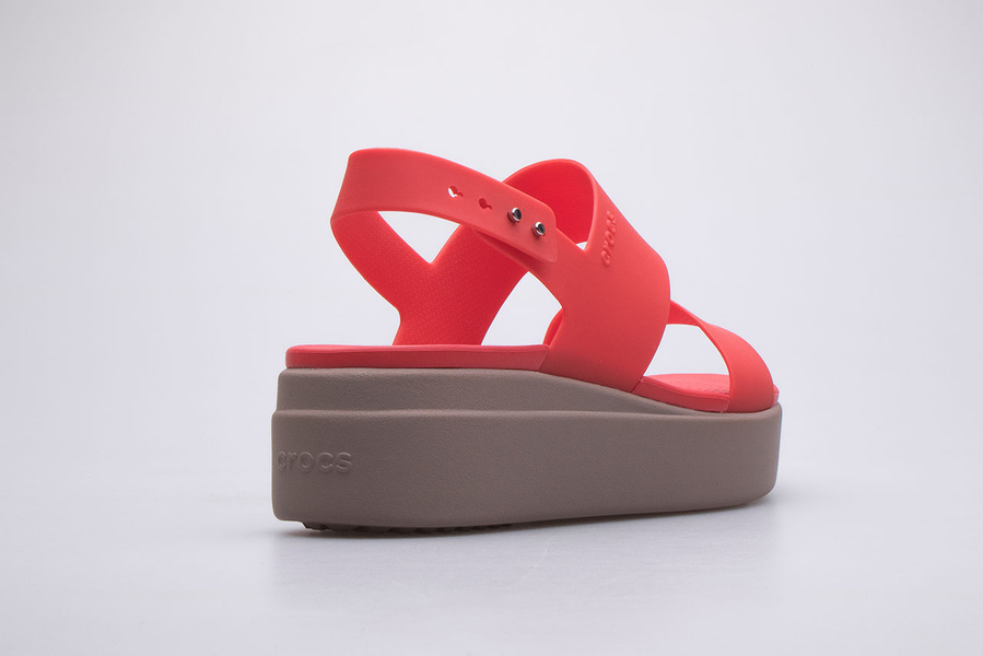 crocs brooklyn low wedge navy